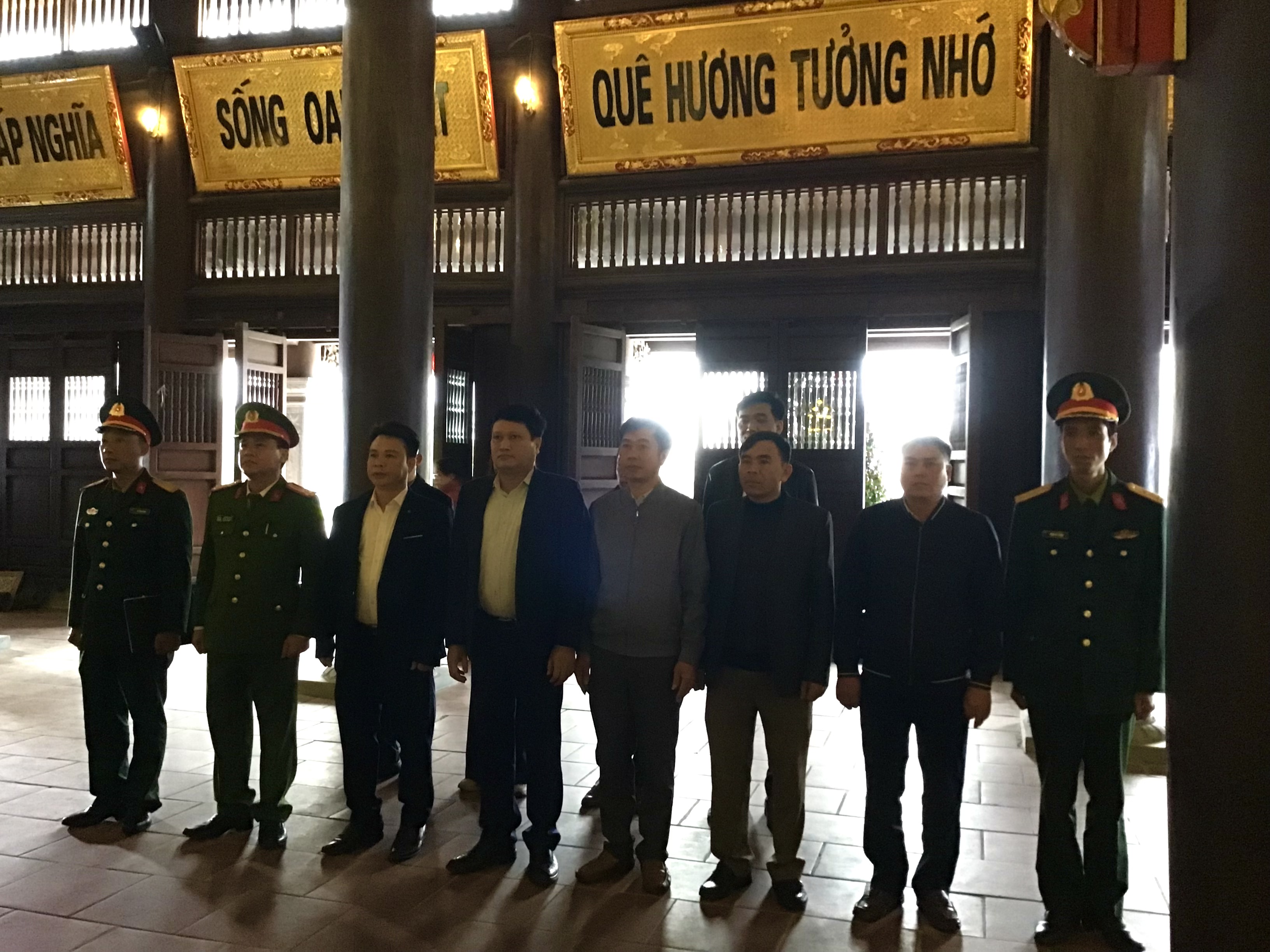 Xã Đông Thái Ninh viếng Đền thờ Liệt sỹ Thái Thụy, dâng hương tại khu lưu niệm lãnh tụ Nguyễn Đức Cảnh, nghĩa trang liệt sĩ và thăm, tặng quà thương, bệnh binh nặng, gia đình người có công tiêu biểu nhân dịp Tết Nguyên đán Bính Ngọ 2026.