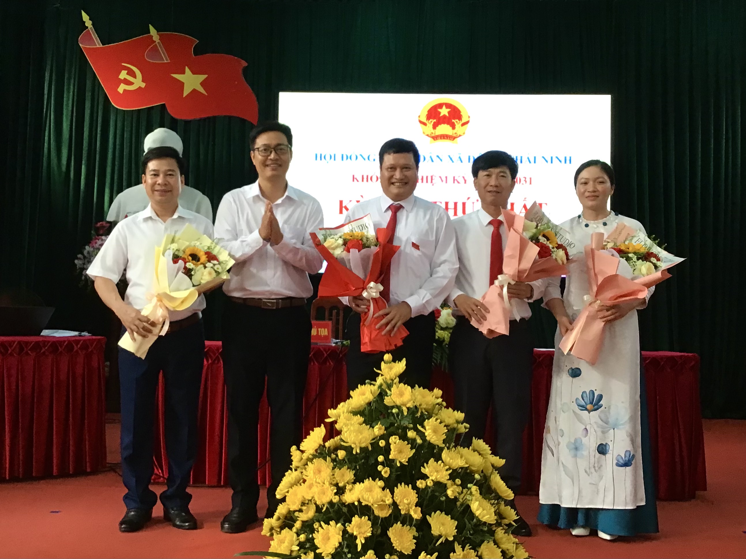 xã Đông Thái Ninh đã tổ chức Kỳ họp thứ nhất HĐND xã khóa II, nhiệm kỳ 2026–2031. Tổng kết cuộc bầu cử Đại biểu Quốc hội khóa XVI và Đại biểu HĐND các cấp, nhiệm kỳ 2026-2031